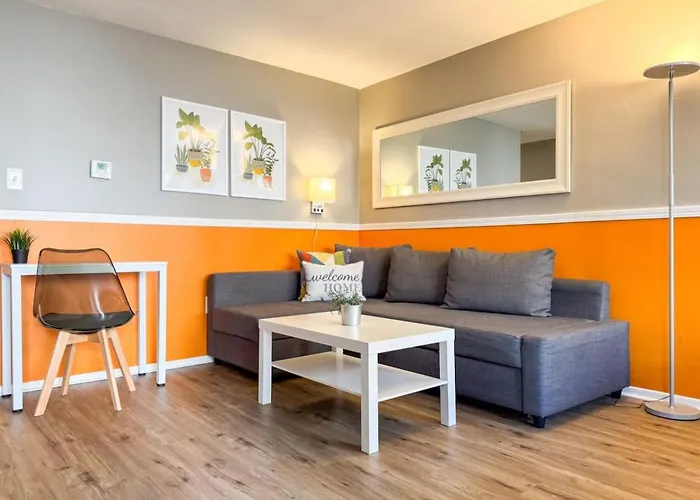 Apartment 4 Large With 8 Bedrooms And Parking Wifi *