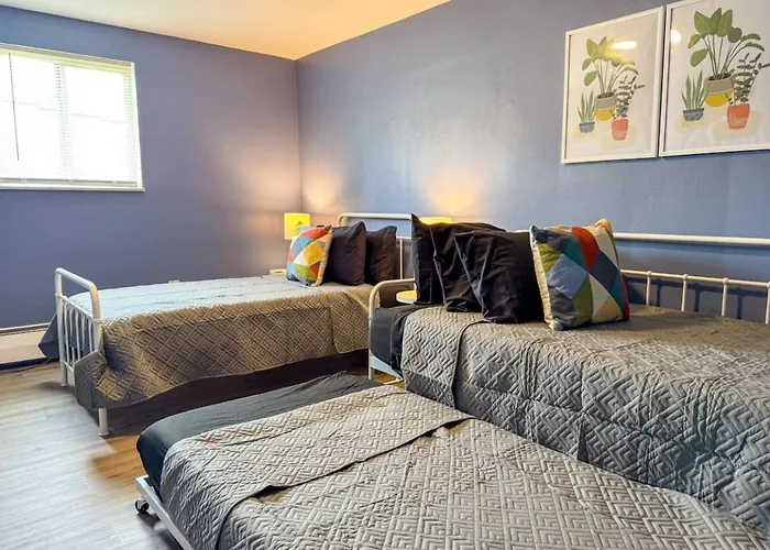 Apartment 4 Large With 8 Bedrooms And Parking Wifi