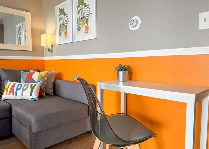 4 Large With 8 Bedrooms And Parking Wifi Apartment *