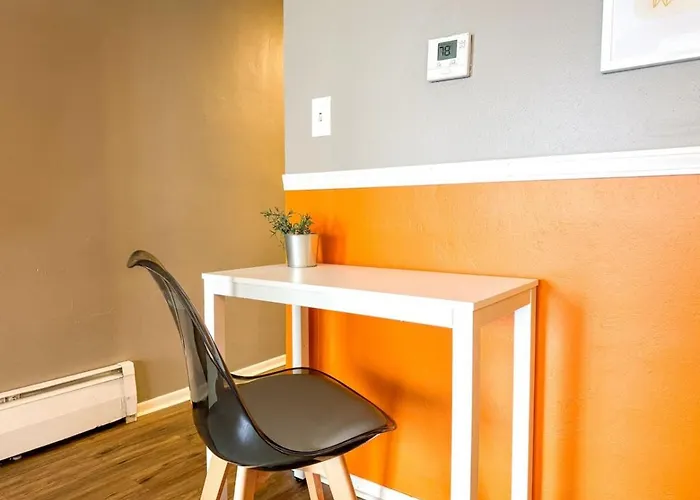 Apartment 4 Large With 8 Bedrooms And Parking Wifi *