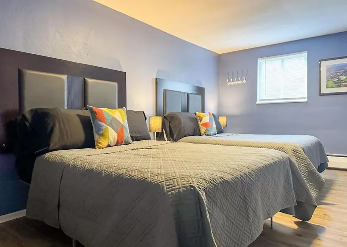 Apartment 4 Large With 8 Bedrooms And Parking Wifi *